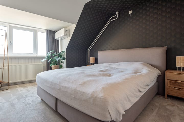 Photo 33 of Oranjestraat 14-A