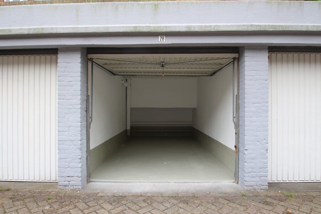 Photo 1 of Van Akenstraat 18-28