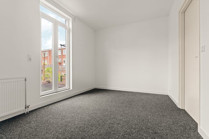 Foto 4 van Van Hasseltstraat 6-2