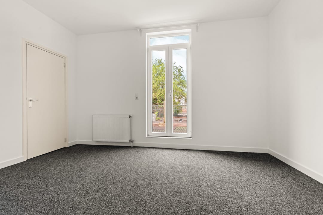 Foto 16 van Van Hasseltstraat 6-2