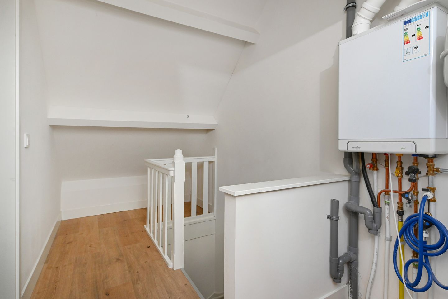 Foto 25 van Duizendschoonstraat 24-A