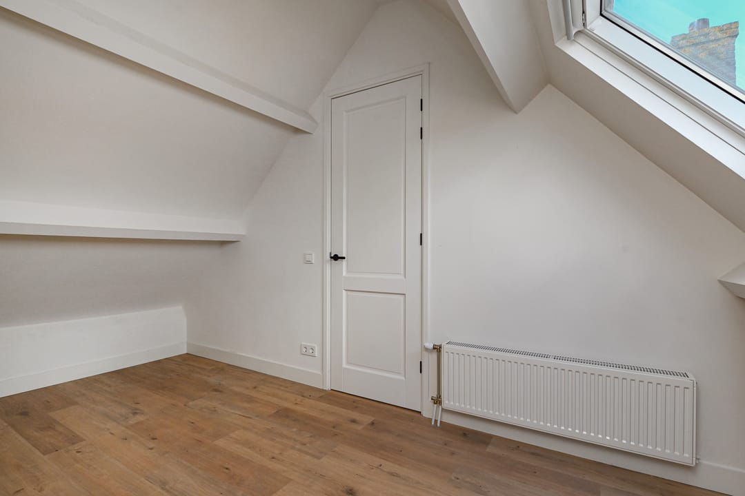 Foto 28 van Duizendschoonstraat 24-A