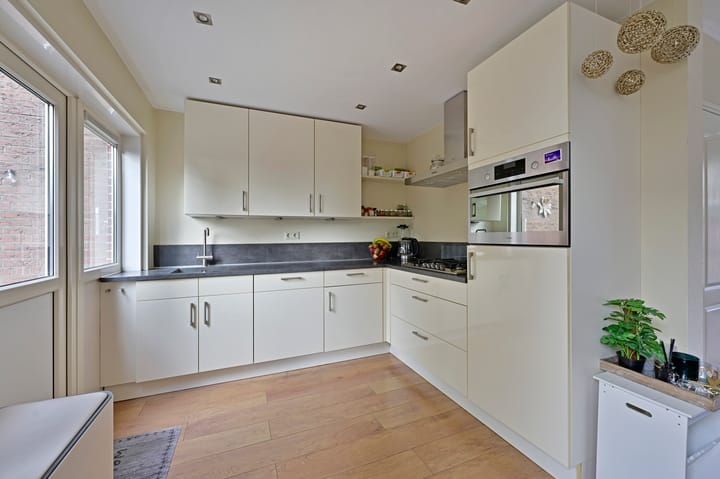 Foto 5 van P. van Schravendijkstraat 29