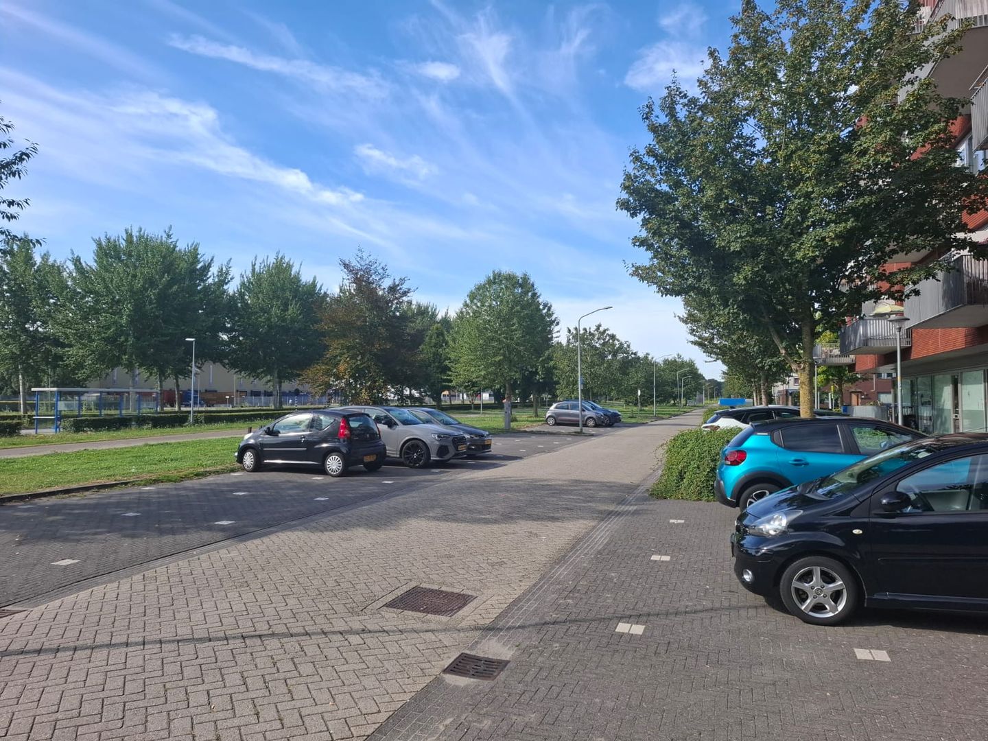 Bekijk foto 4 van Juan Grisstraat 132