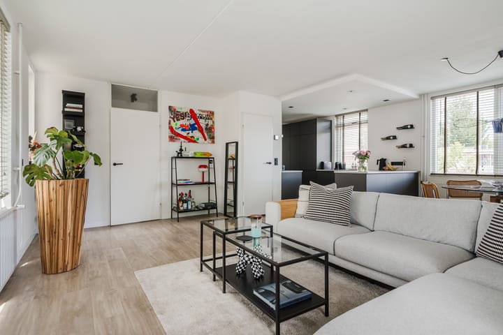 Foto 2 van Baron van Tuyll van Serooskerkenstraat 4-A