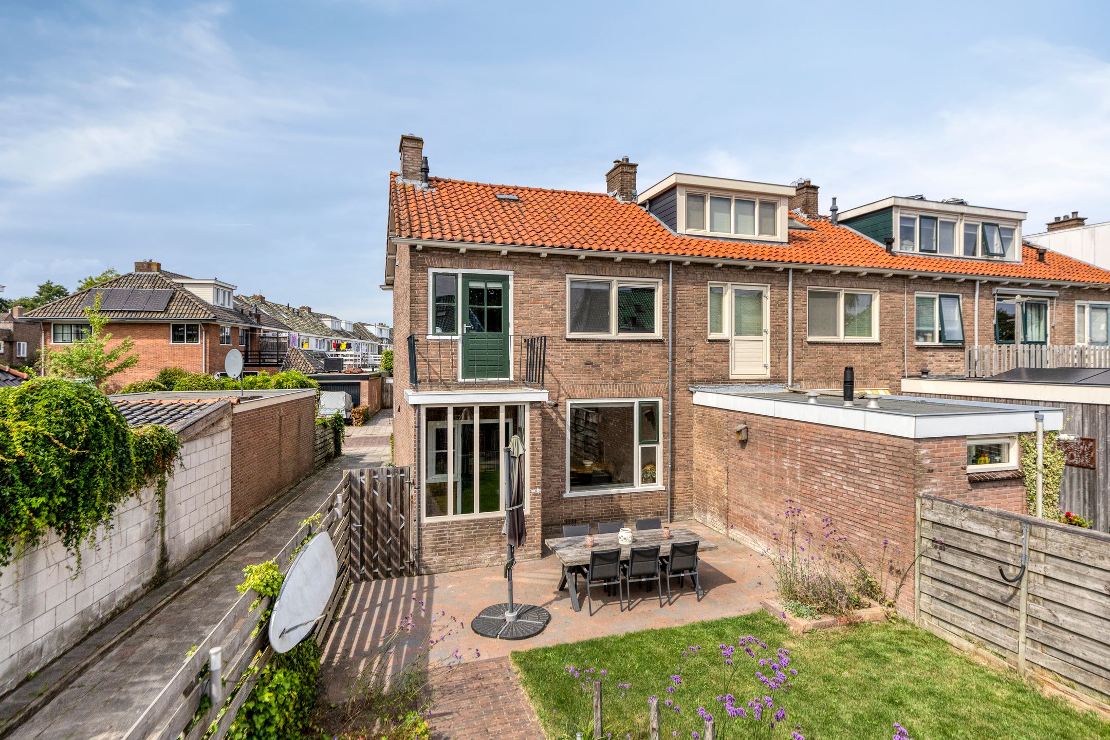 Photo 33 of Lohmanstraat 2