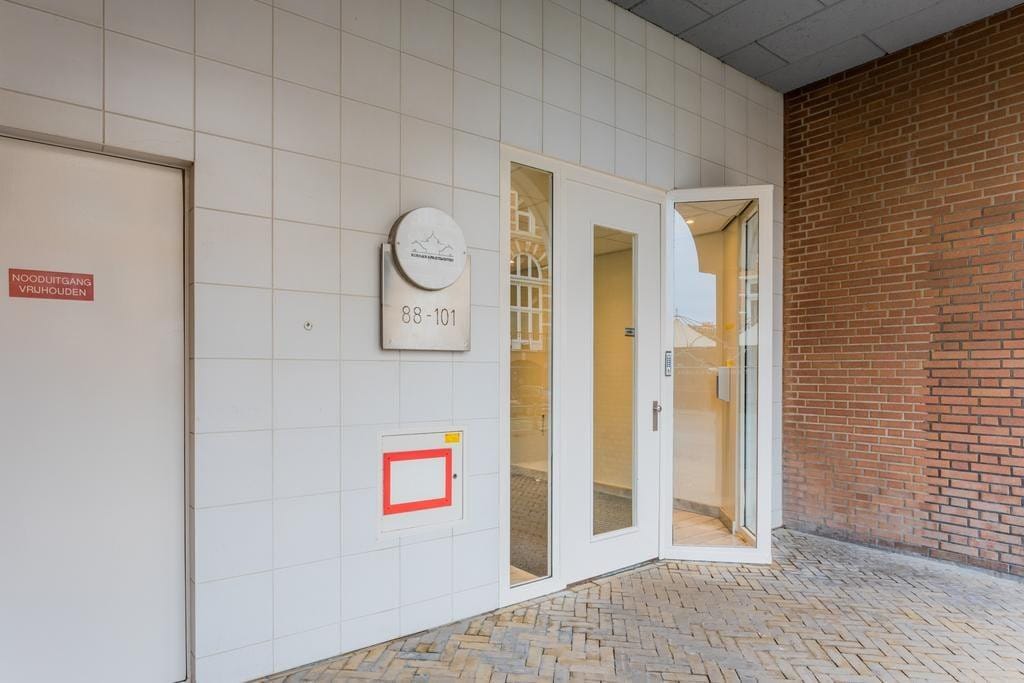 Foto 43 van Gevers Deynootplein 89