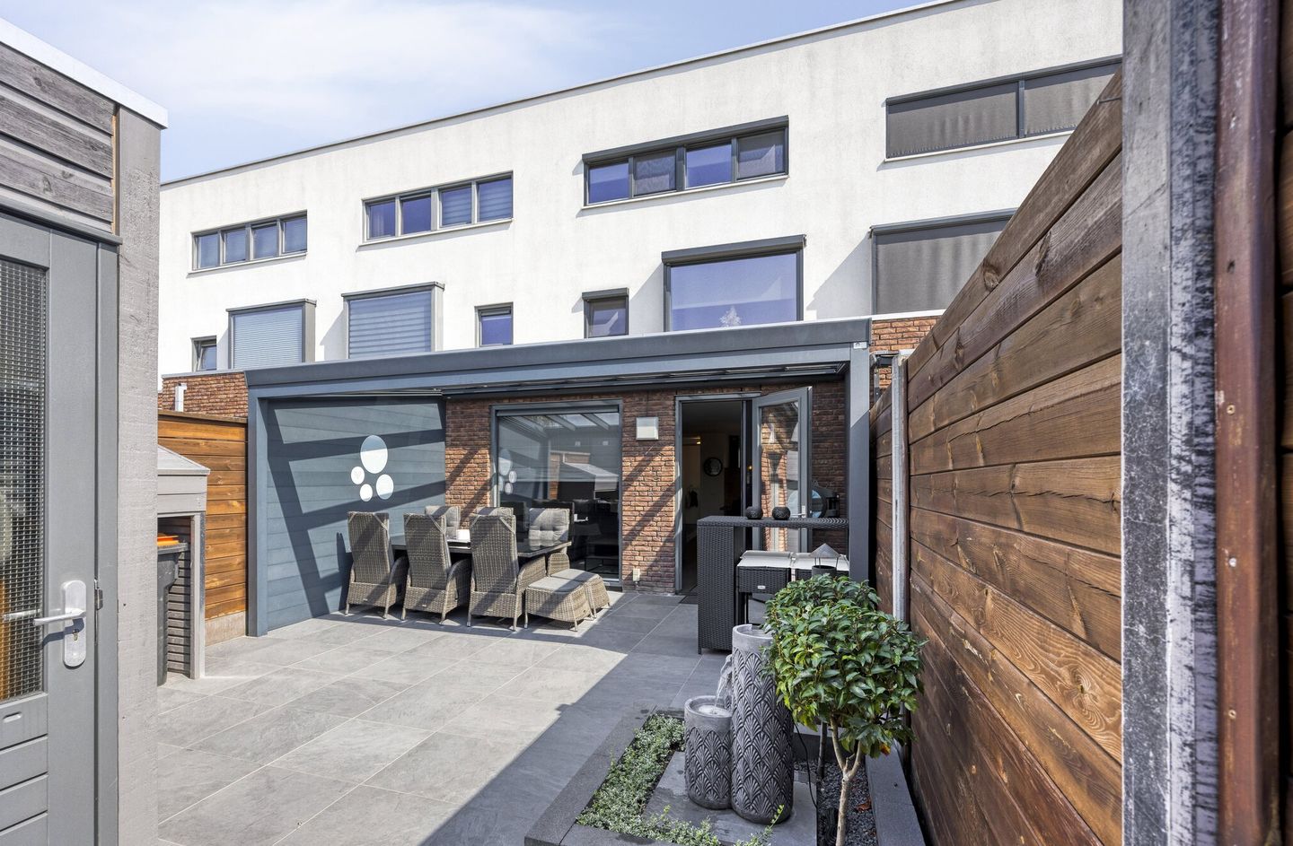 Foto 29 van Muurhagedis 18