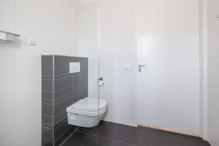 Foto 24 van Valck Lucassenhof 17