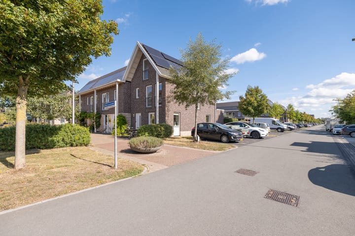 Foto 45 van Valck Lucassenhof 17