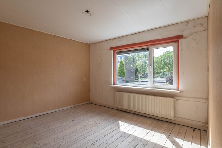 Photo 14 of Wezerstraat 2