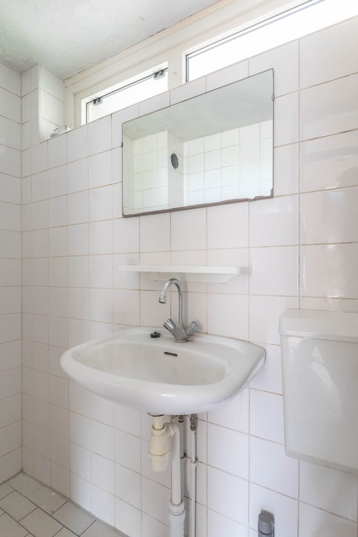 Photo 23 of Wezerstraat 2