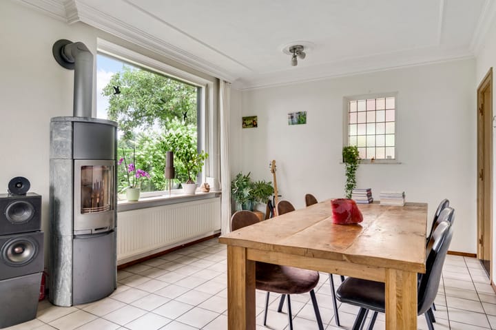 Foto 15 van Baldessenweg 3