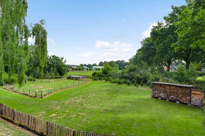 Foto 33 van Baldessenweg 3