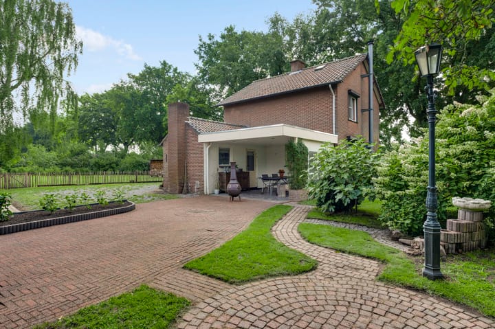 Foto 47 van Baldessenweg 3