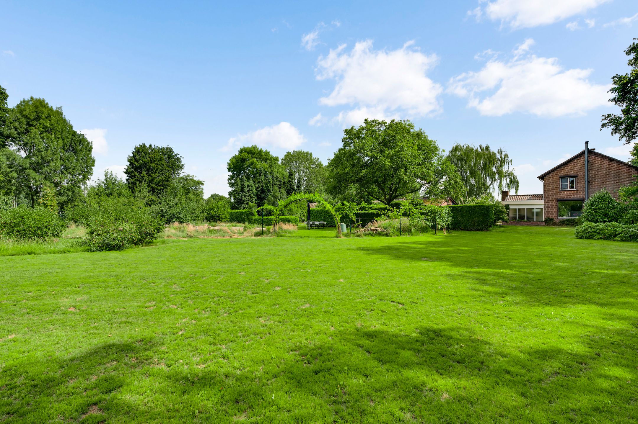 Photo 51 of Baldessenweg 3