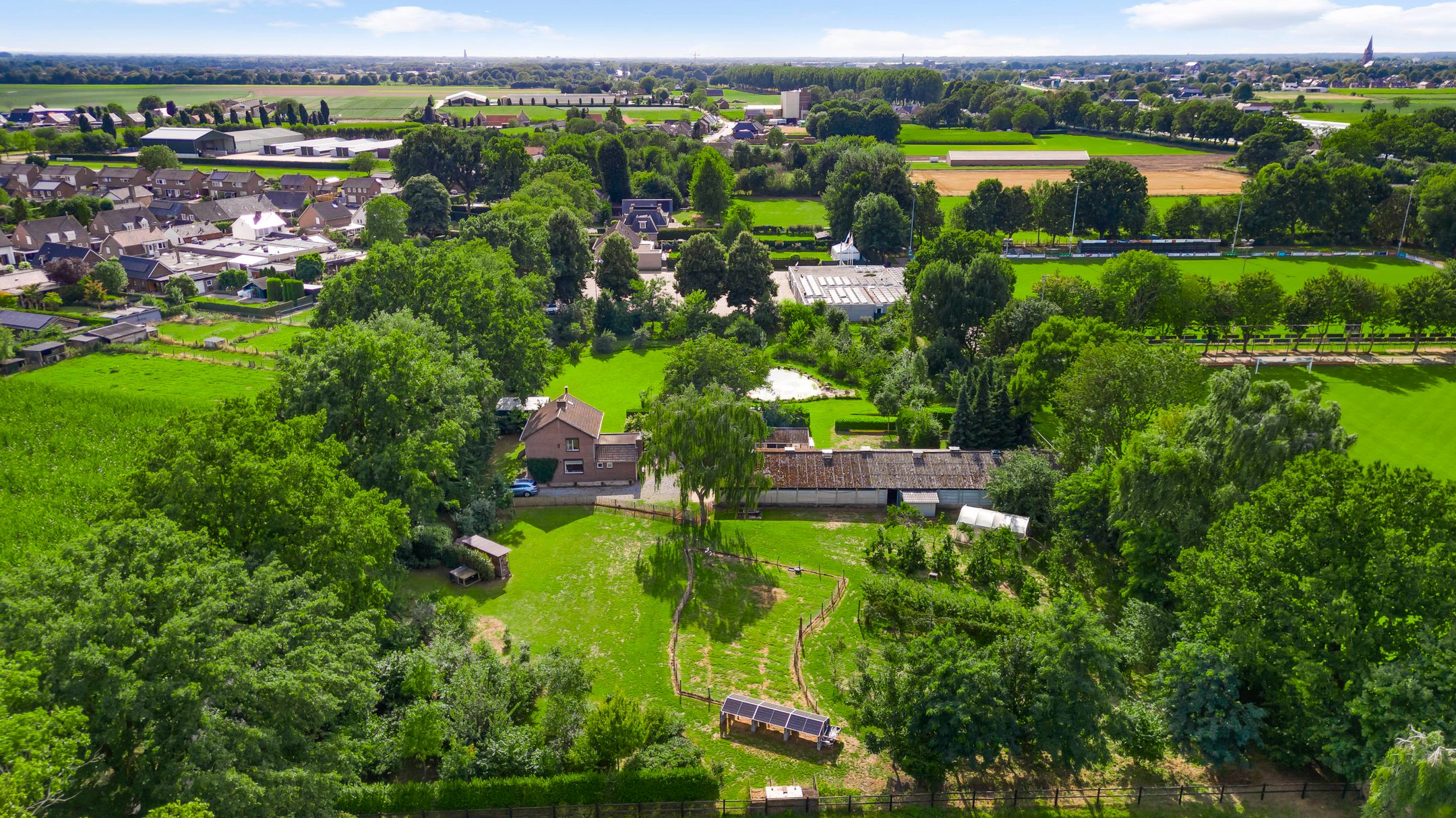 Photo 60 of Baldessenweg 3