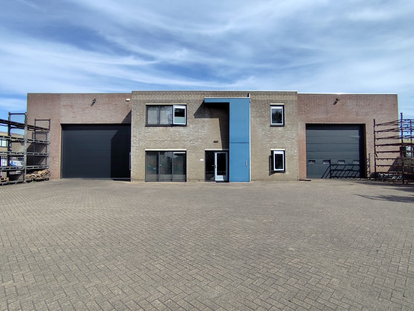 Bekijk foto 1 van Kanaaldijk-Noord 157