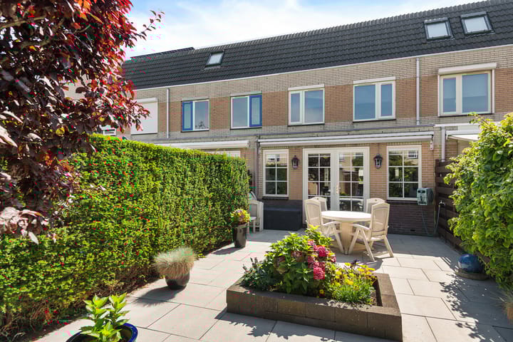 Photo 2 of Waardenburg 120