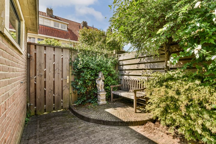 Foto 8 van Karbouwstraat 8