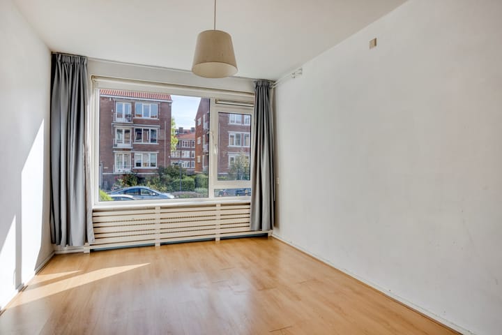 Foto 15 van Moddermanstraat 37