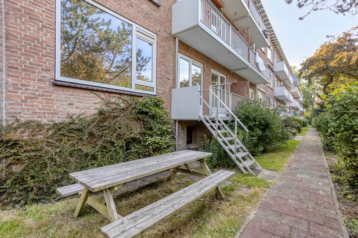 Foto 21 van Moddermanstraat 37