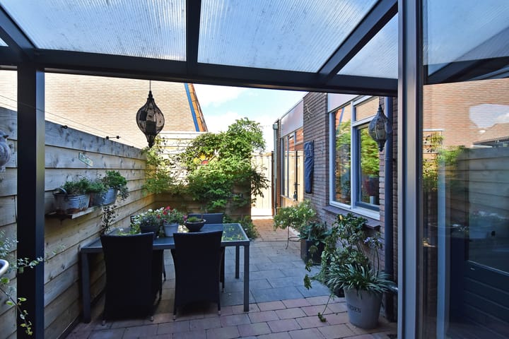 Photo 23 of Prins Bernhardstraat 5-A