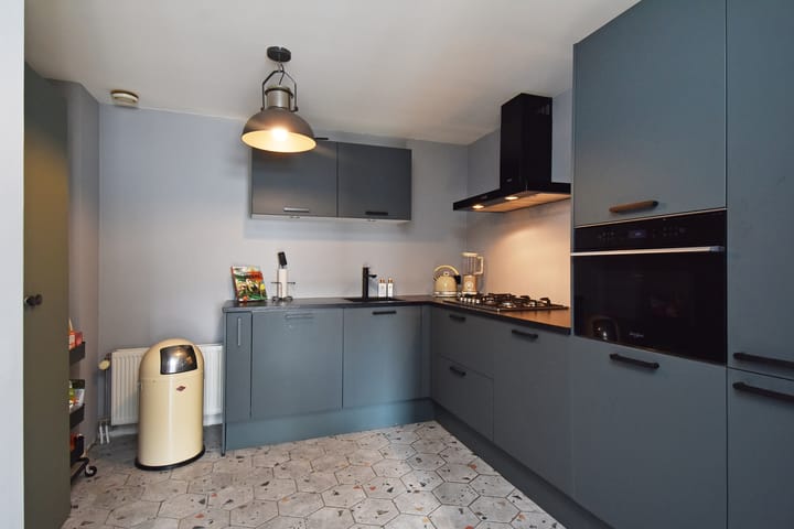 Photo 4 of Prins Bernhardstraat 5-A