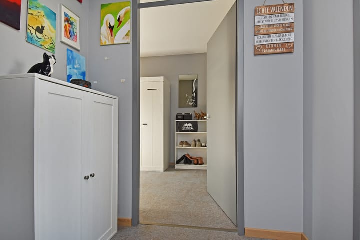 Photo 43 of Prins Bernhardstraat 5-A