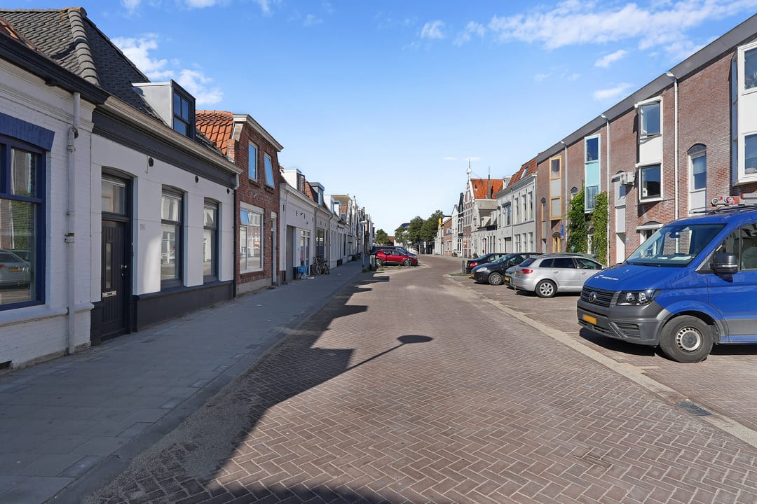 Photo 22 of Glacisstraat 134