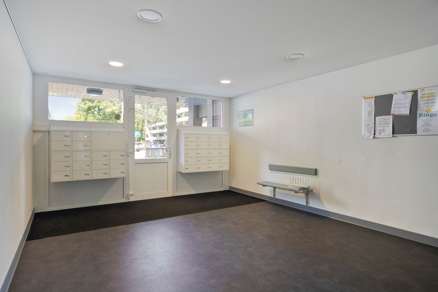 Photo 14 of van Diemenstraat 45