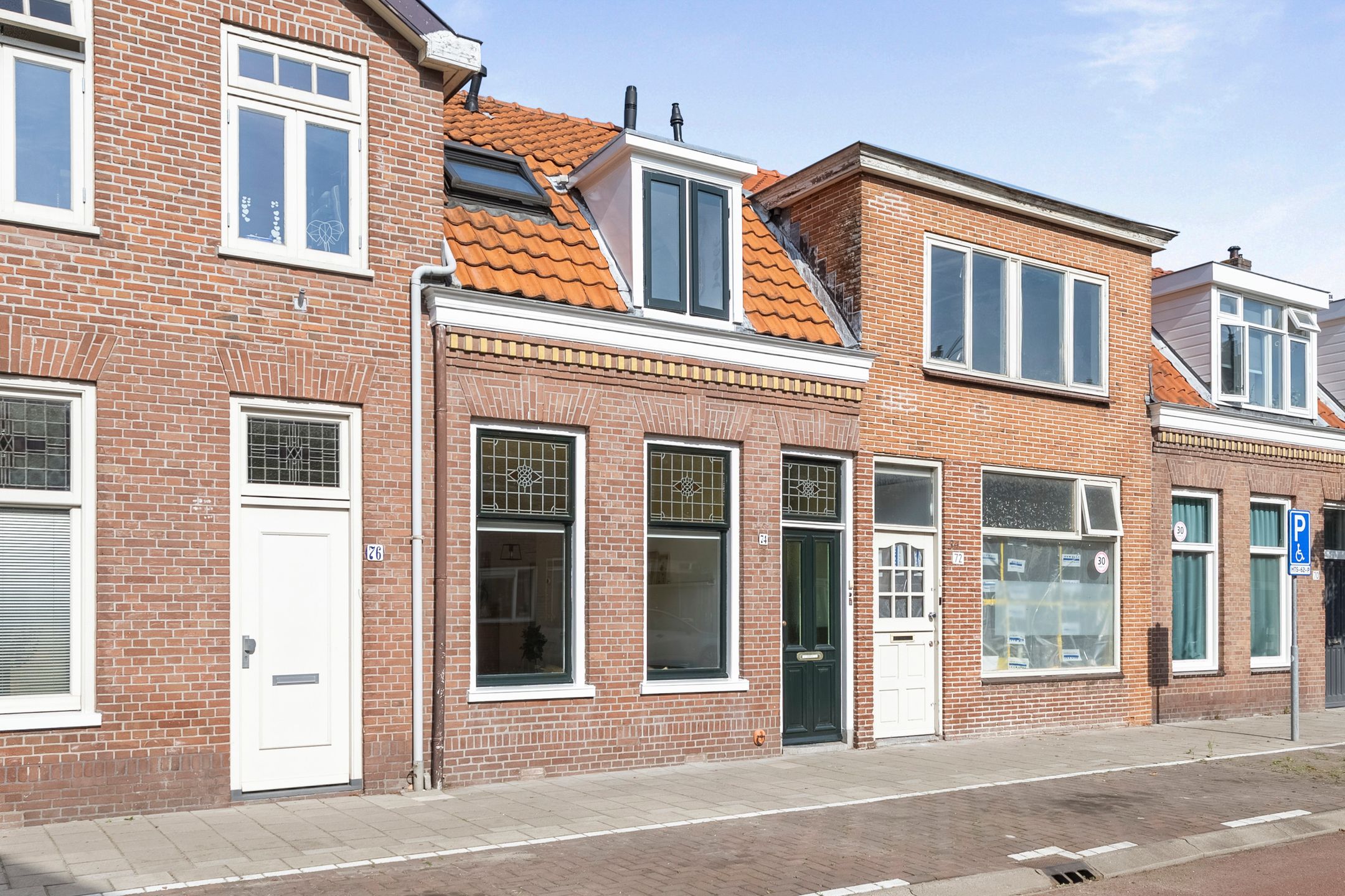 Photo 33 of Nagtzaamstraat 74
