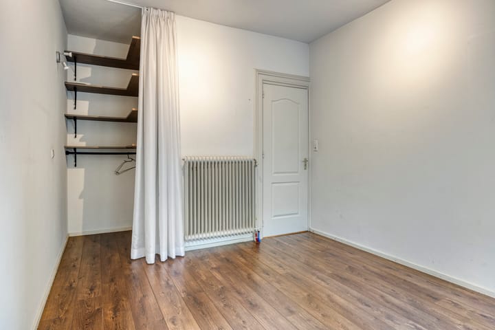 Foto 11 van Koningin Emmaplein 14-A