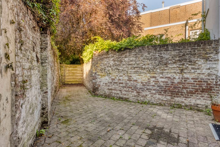 Foto 16 van Koningin Emmaplein 14-A