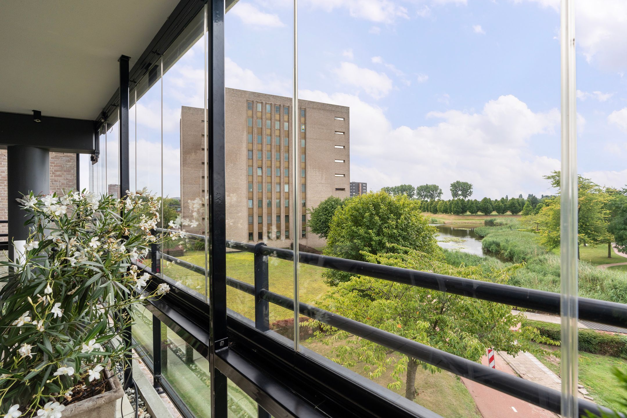 Foto 3 van Wilgenwede 9