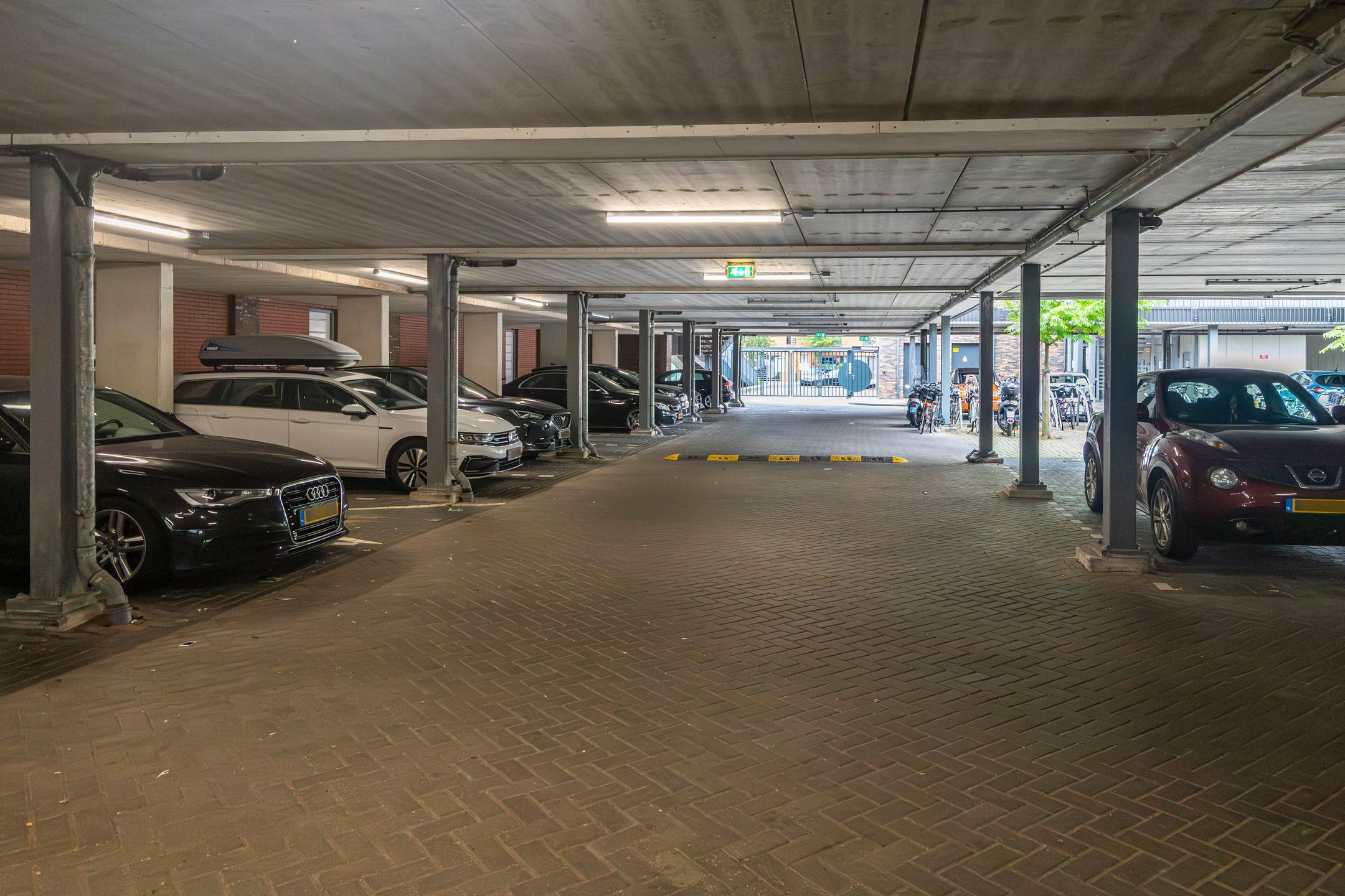 Foto 36 van Akropolishof 8