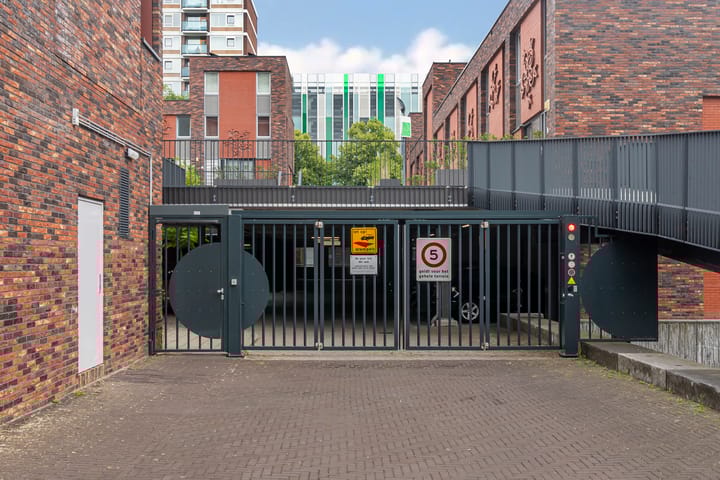 Foto 37 van Akropolishof 8