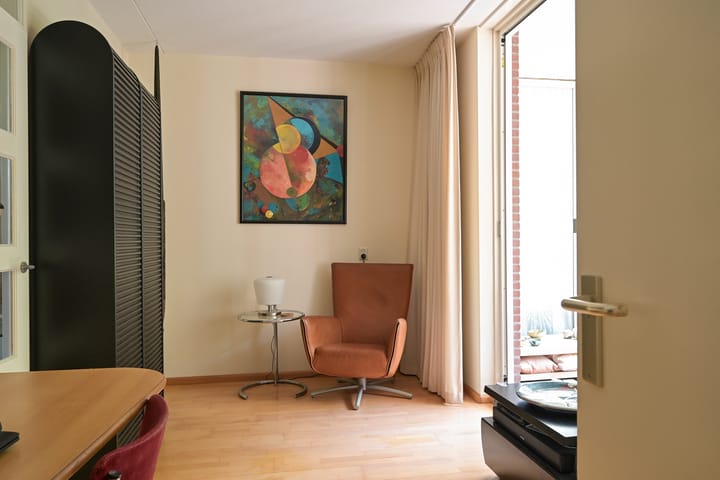 Foto 20 van Burgemeester De Monchyplein 161