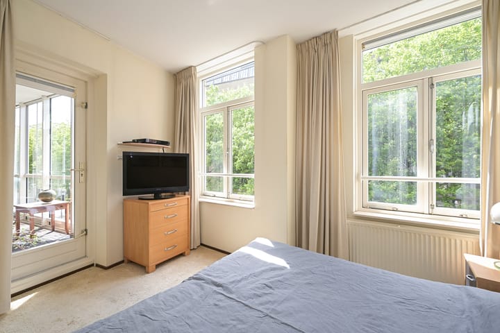 Foto 27 van Burgemeester De Monchyplein 161