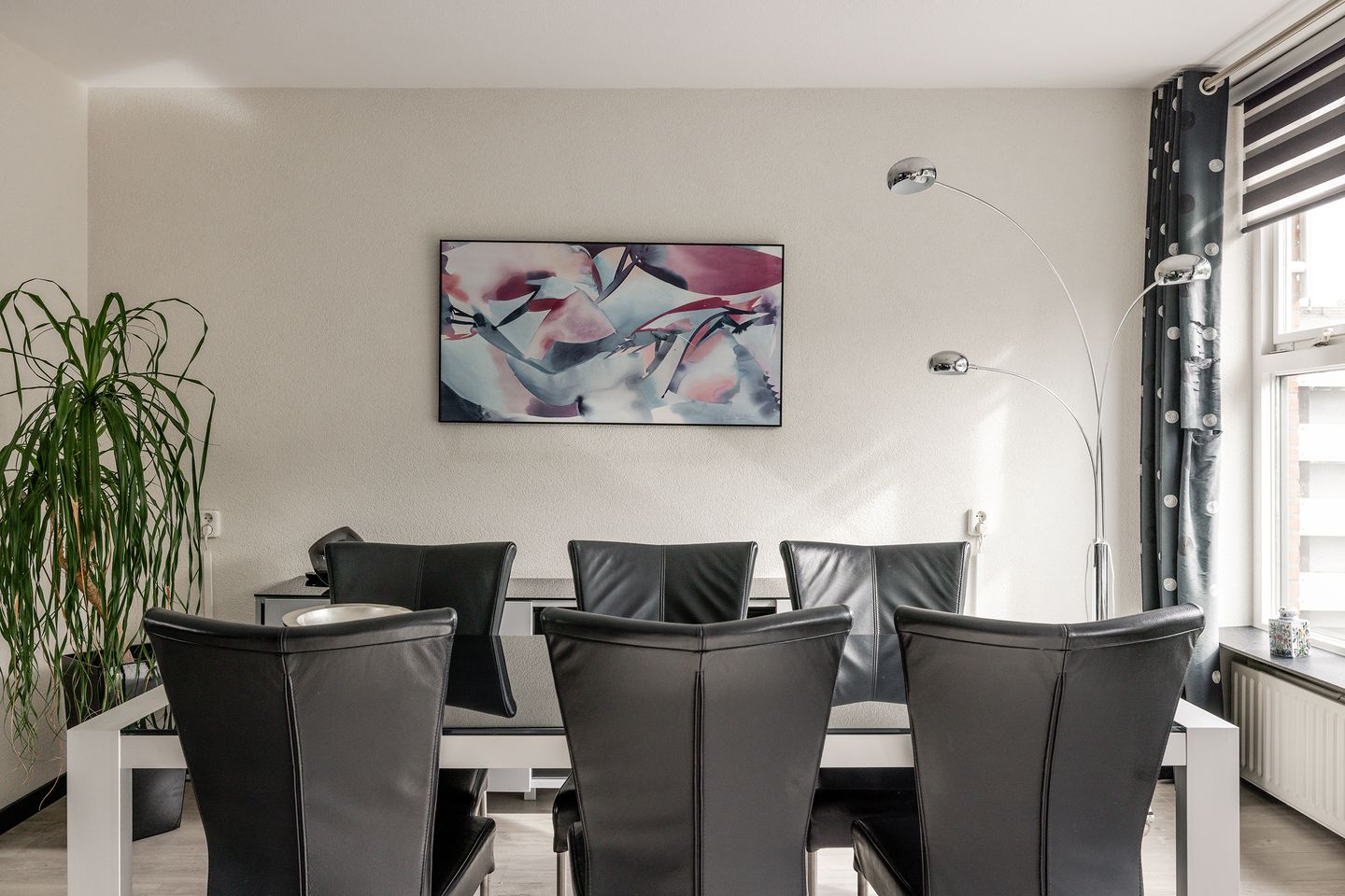 Photo 10 of Wilsonstraat 175