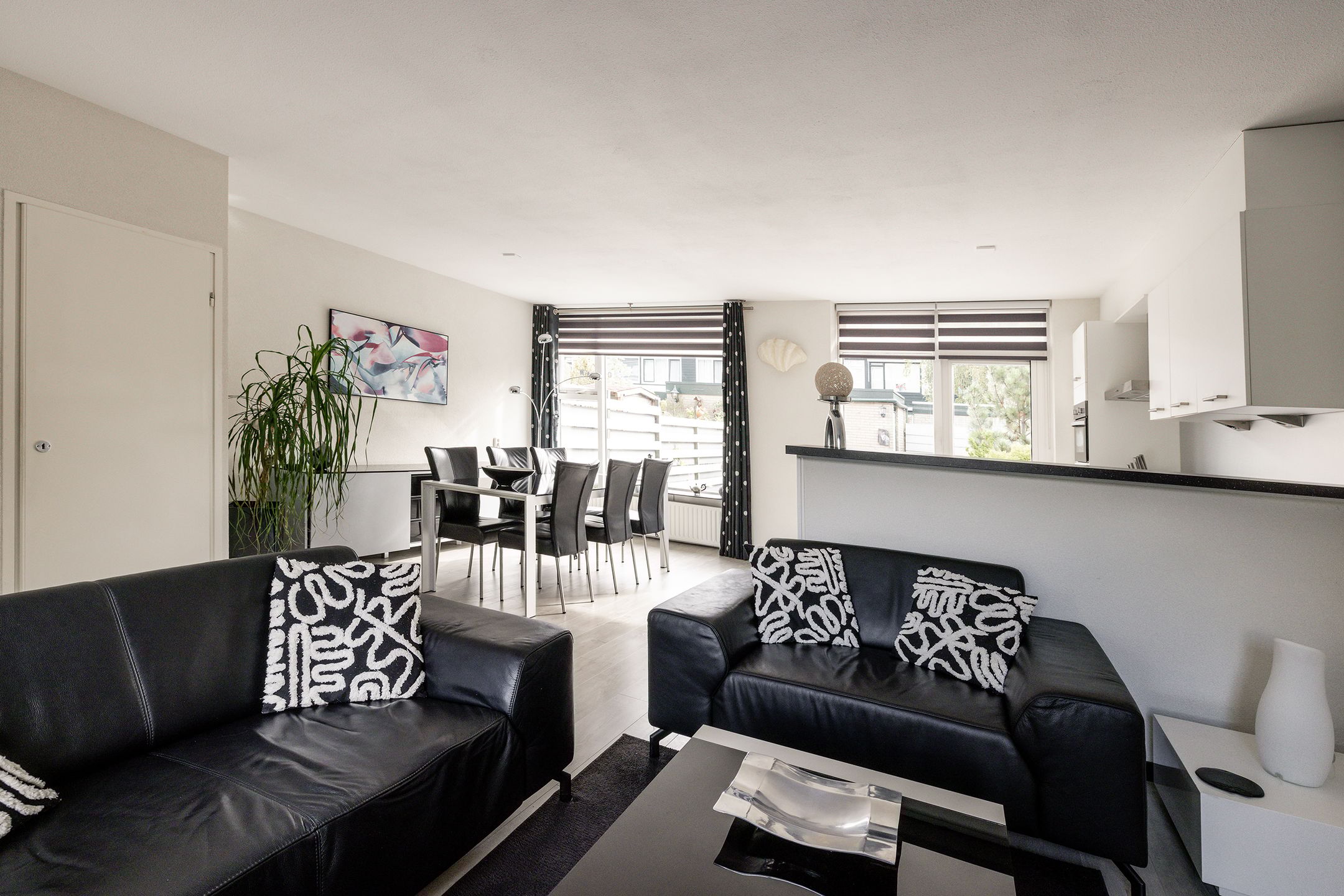 Photo 12 of Wilsonstraat 175