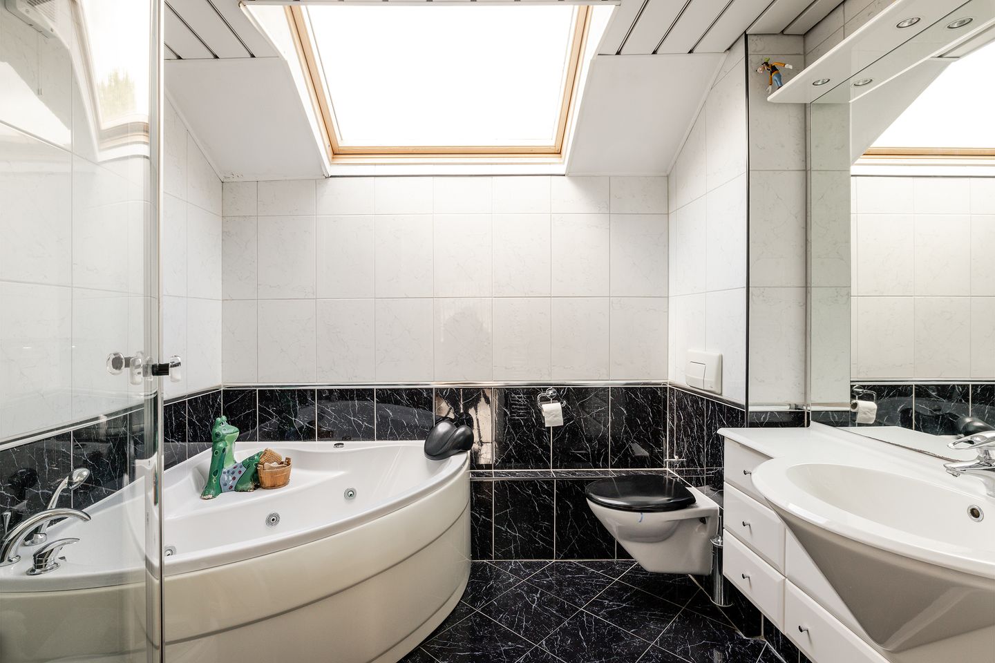 Photo 29 of Wilsonstraat 175