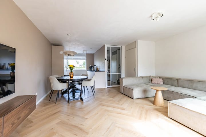 Foto 2 van Venuskade 40