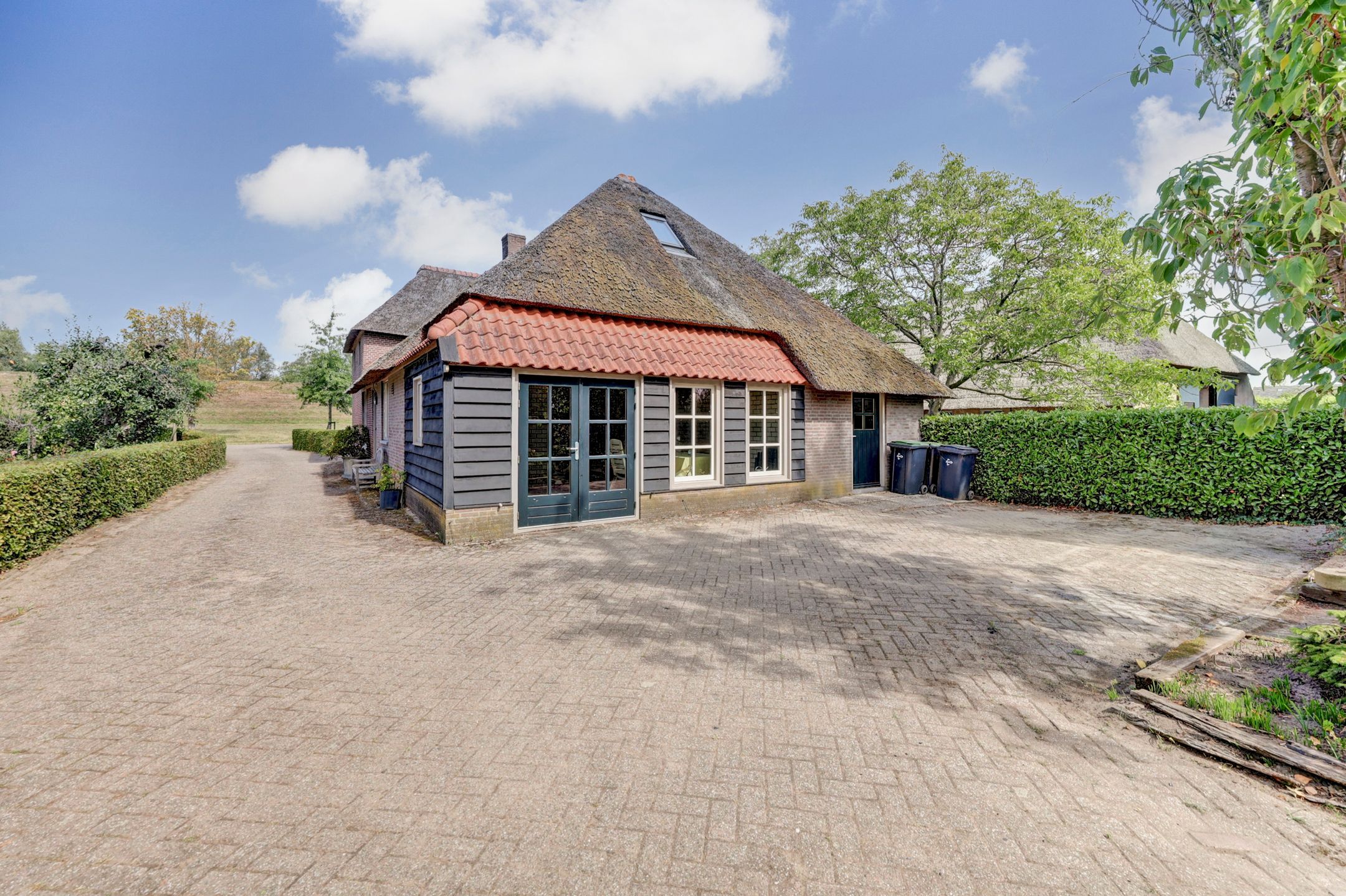 Photo 9 of Beemstraat 46