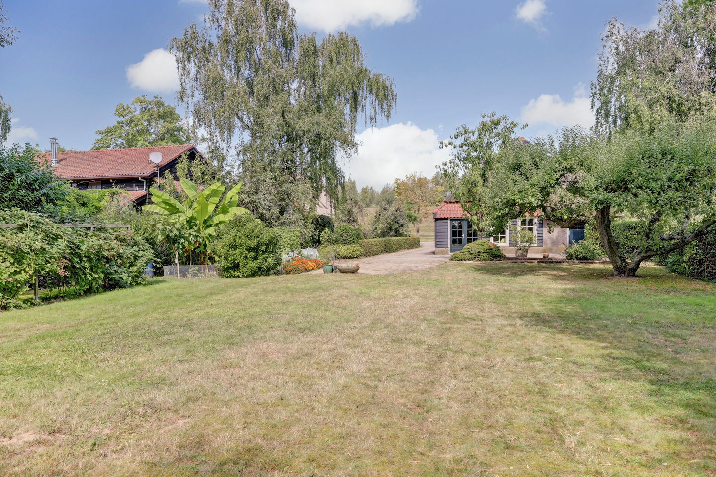 Photo 14 of Beemstraat 46