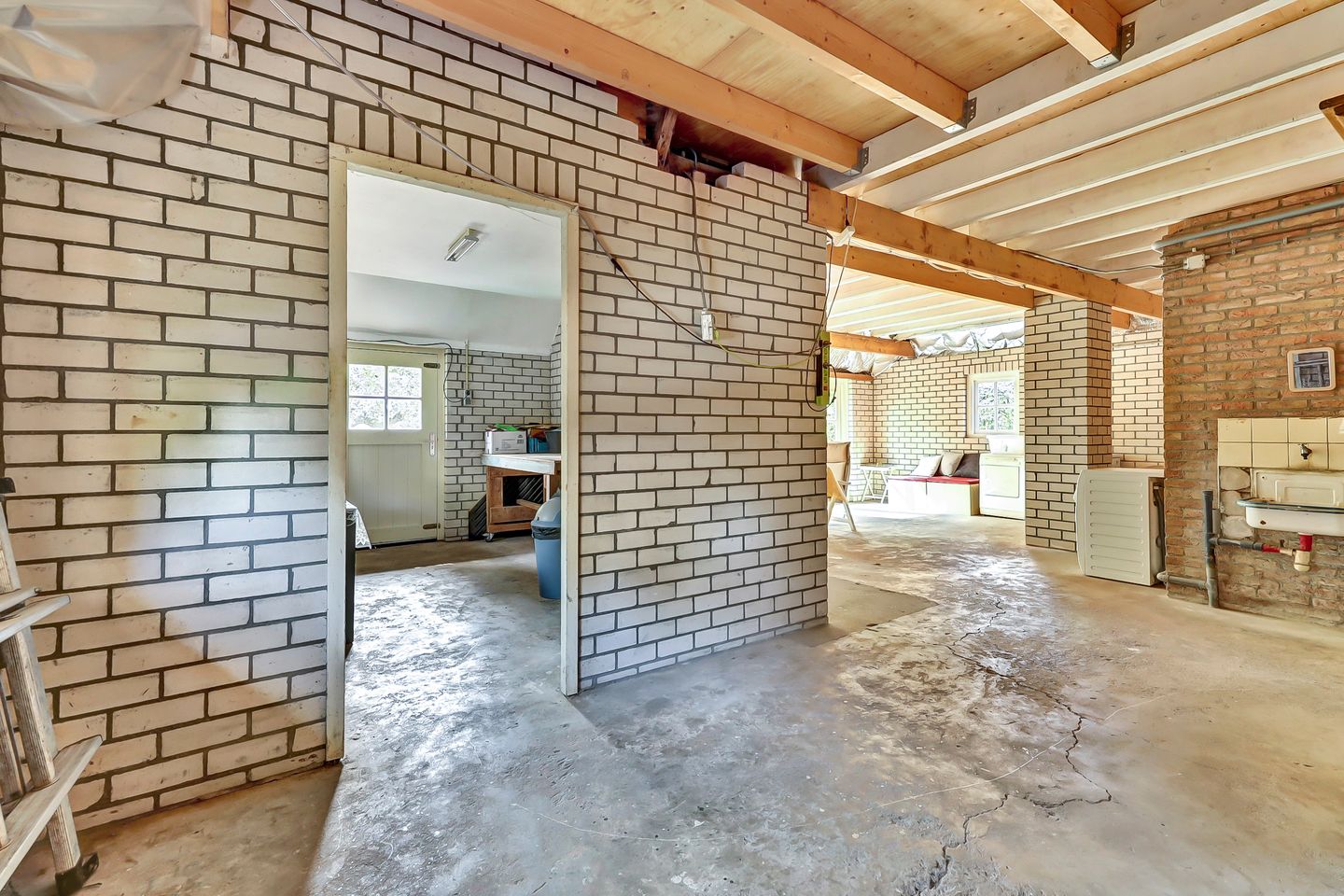 Photo 40 of Beemstraat 46