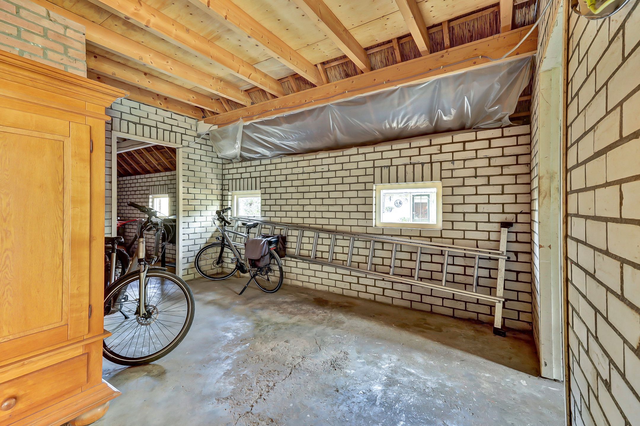 Photo 42 of Beemstraat 46