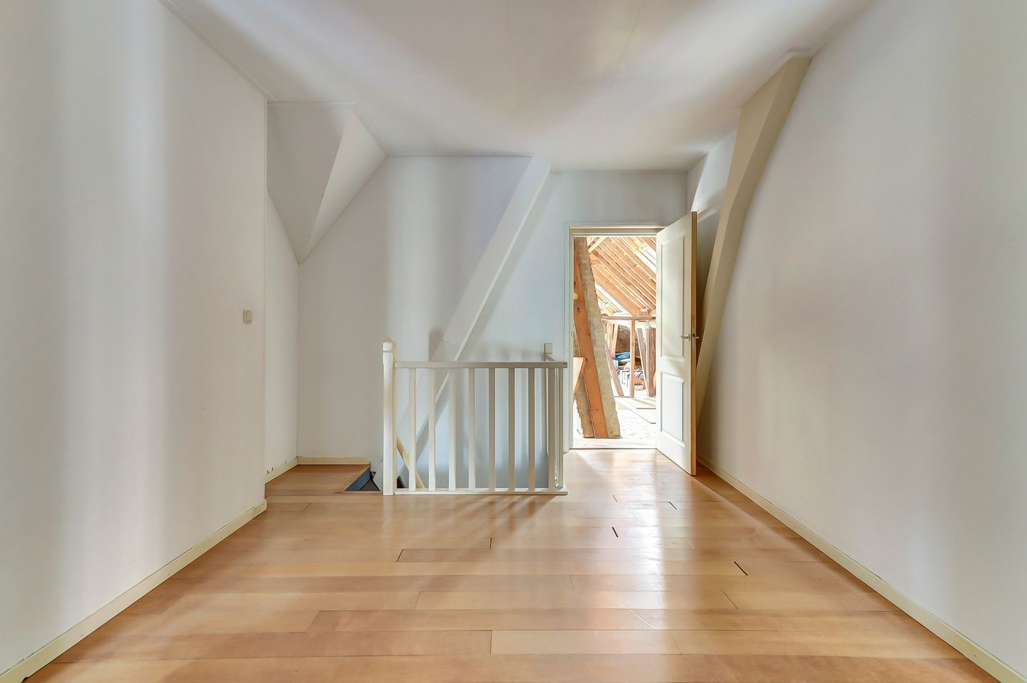 Photo 49 of Beemstraat 46