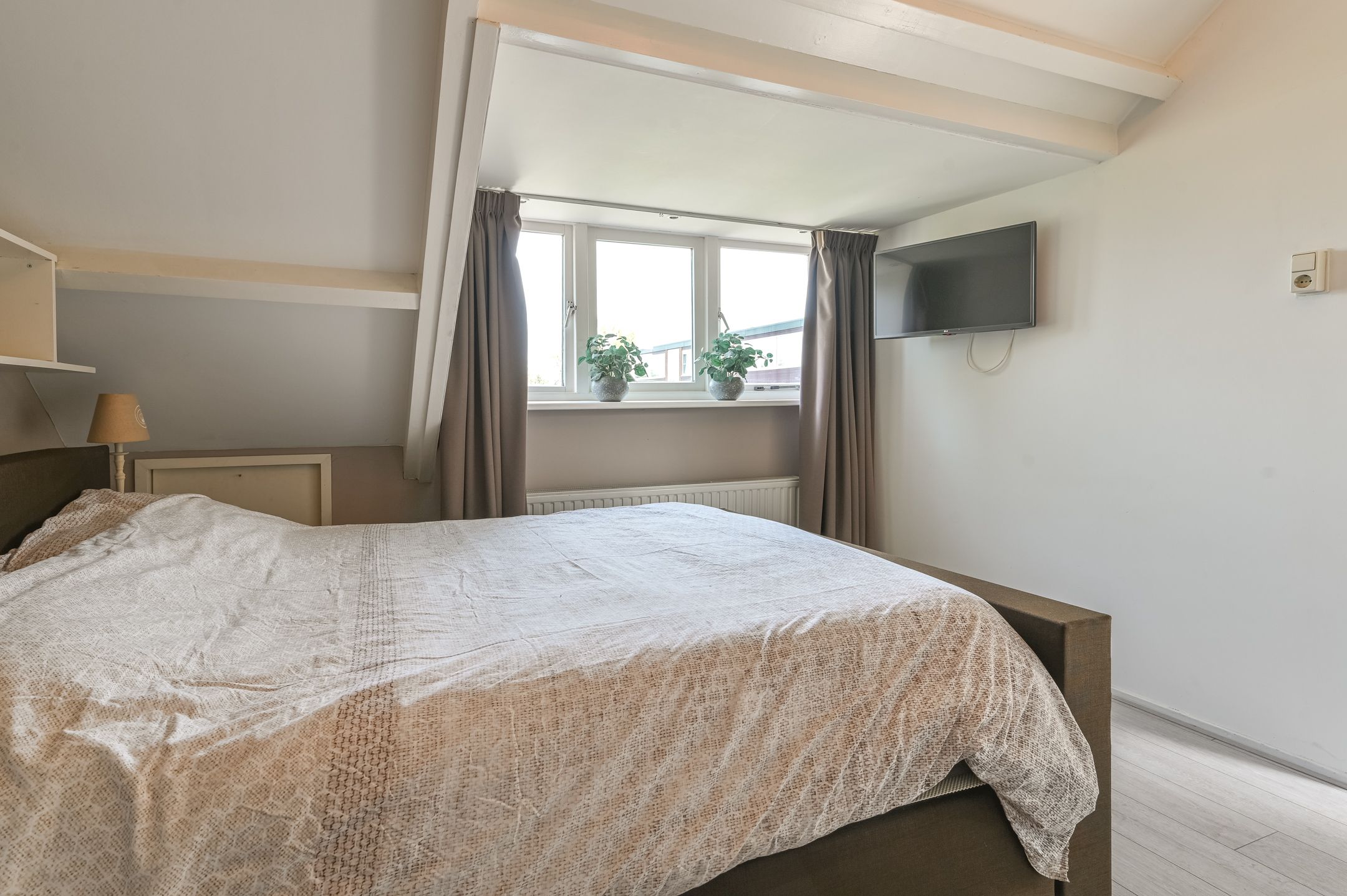 Foto 27 van Roos en Beeklaan 51