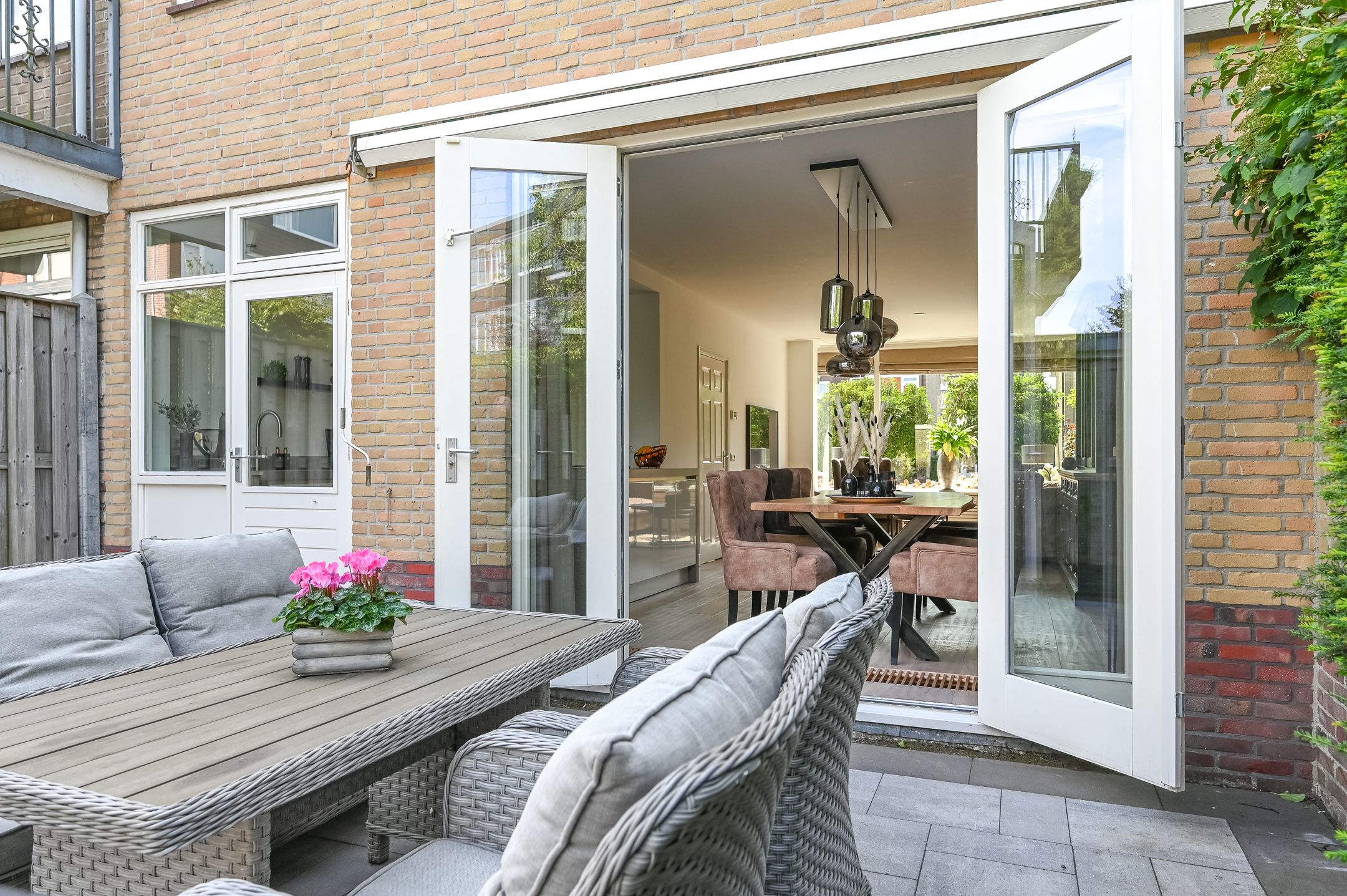 Foto 33 van Roos en Beeklaan 51